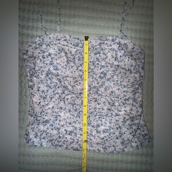 Reformation Kynlee sheer knit mesh floral Ruched Camisole top. Size Small - Picture 9 of 13